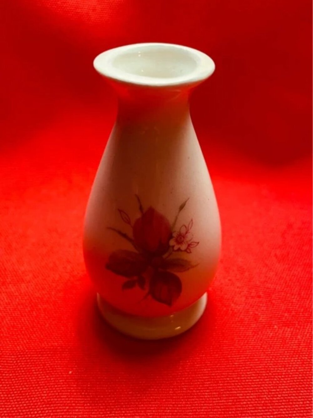 Mini white vase